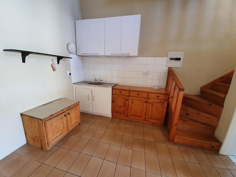 To Let 4 Bedroom Property for Rent in University Estate Western Cape